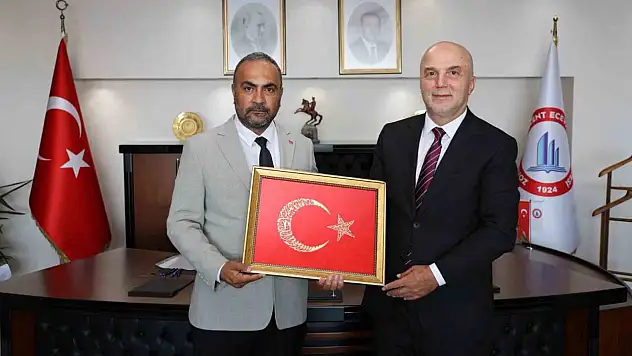 Rektör Prof. Dr. Ulusoy: 'Üniversitelerimizin gücüyle bölgemizin gelişimi için daha çok çalışmalıyız'