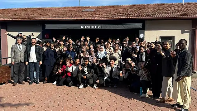 Rektör, TÖMER Öğrencileriyle Kahvaltıda Buluştu