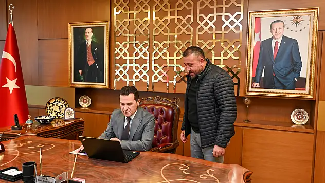 Rektör Topal, AA'nın 'Yılın Kareleri' Oylamasına Katıldı