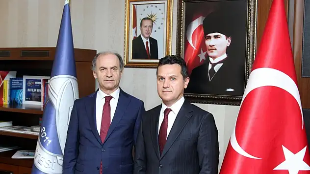 Rektör Topal'dan, Rektör Er'e ziyaret