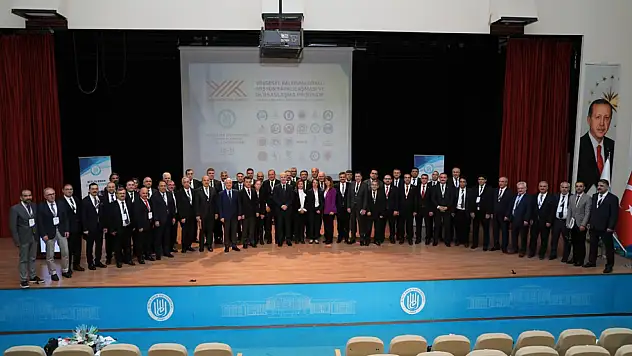 Rektör Topal, İhtisaslaşma Toplantısı'na Katıldı