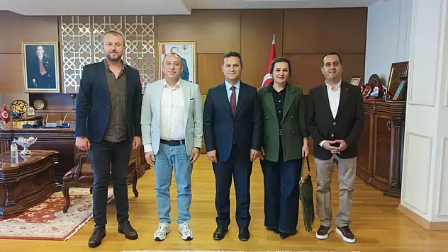 Rektör Topal Misafirlerini Ağırladı
