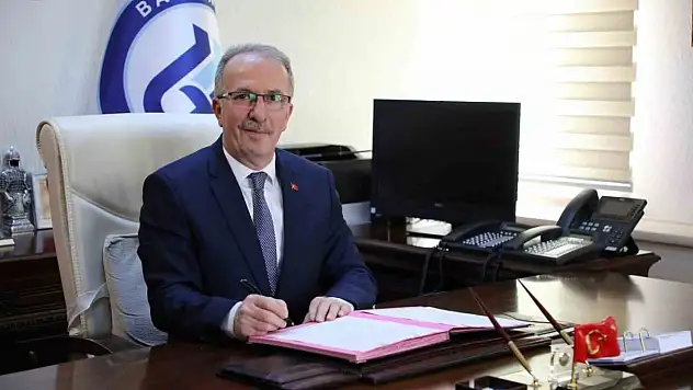 Rektör Uzun'dan Çalışan Gazeteciler Günü Kutlaması