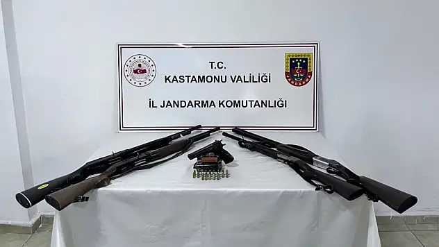 Ruhsatsız Silahlar Ele Geçirildi