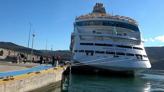 Rus Turistlere 'Patlama Uyarısı'