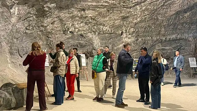 Rus ve Ukraynalı Turistler Çankırı'yı Gezdi