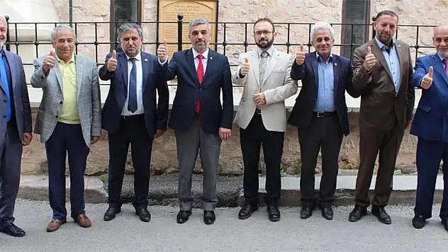 Saadet seçim startını verdi