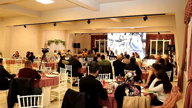 Safranbolu Belediye Başkanı Köse iftarda işletmecilerle bir araya geldi