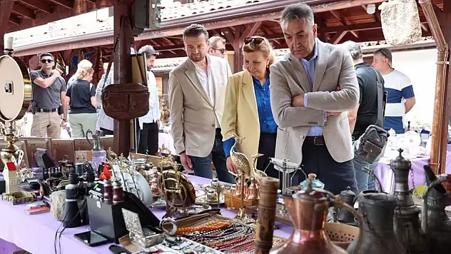 Safranbolu'da antika pazarı açıldı