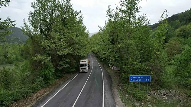 Safranbolu'daki Ağaç Tüneli Hayran Bırakıyor
