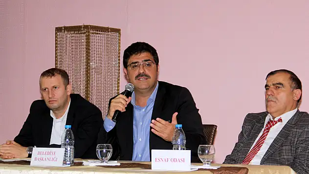Sağanak yağış Bozkurt'ta hayatı felç etti