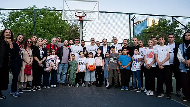 Sağlık Bakanı Memişoğlu: 'Bir ay sahada olacağız İnsanların Hareket Yaşını Öğreneceğiz'