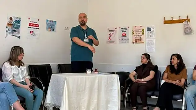 Sağlık Bilimleri Akademisyenleri Eğitim Verdi