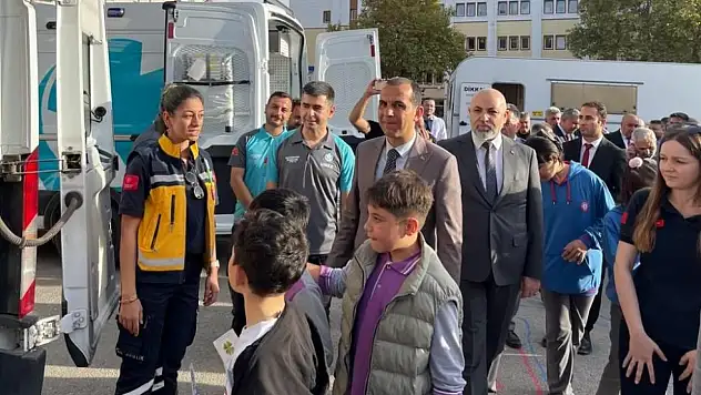Sağlık Ekiplerinden Bilgilendirme Eğitimi