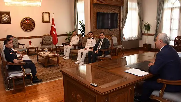 Sahil Güvenlik Komutanlığı 41'inci yılını kutluyor