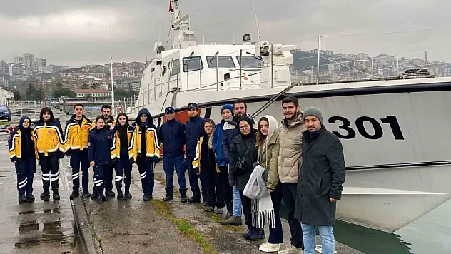 Sahil Güvenlik Komutanlığı, Eğitim Faaliyetlerini Sürdürüyor