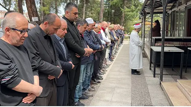 Gıyabi Cenaze Namazı Kılındı