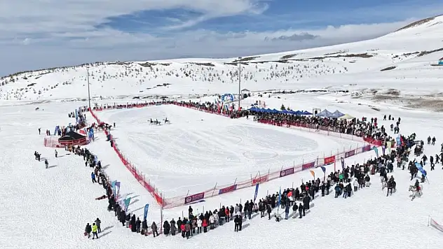 Şampiyona 5 Bin Kişiyi Erciyes'te Buluşturdu