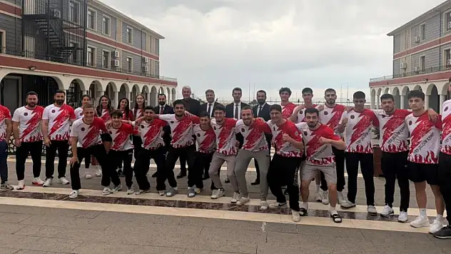 Şampiyonalar Öncesi Güç Depoladılar