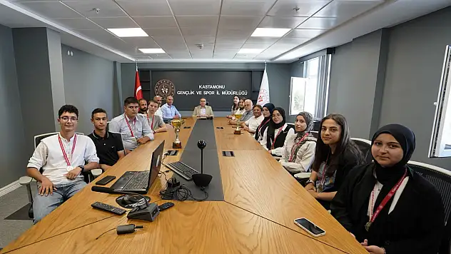 Şampiyonlardan Kuşcu'ya Ziyaret