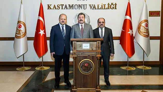 Samsun Valisi Tavlı'dan, Vali Dallı'ya Ziyaret
