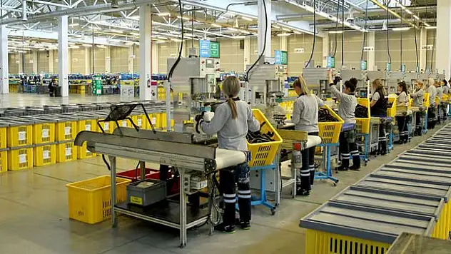 Sanayi Üretimi Yüzde 1,1 Arttı