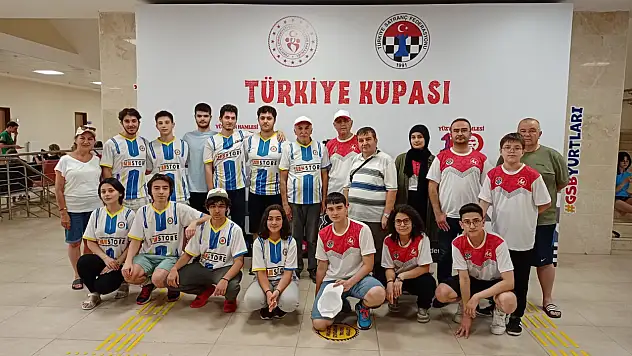 Satranç turnuvasında Kastamonu'yu temsil ettiler