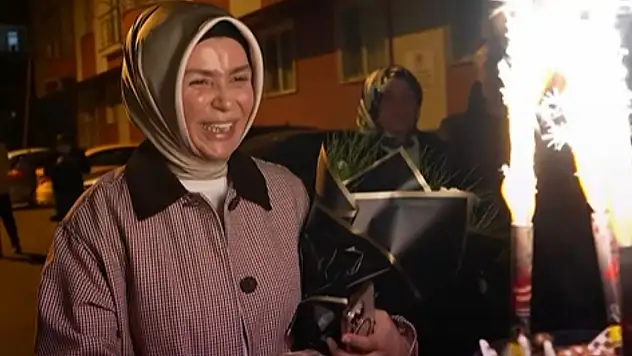 Seda Oyar İçin Doğum Günü Kutlaması