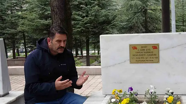 Şehidin Cenaze Töreninden Etkilendi, 8 Bin Şehit Mezarı Ziyaret Etti