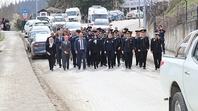 Şehidin Kabri Baba Ocağına Taşındı