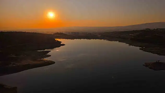 Gün Batımı Manzarasıyla Mest Ediyor