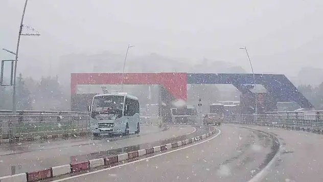 Nisan Karı Etkili Oldu