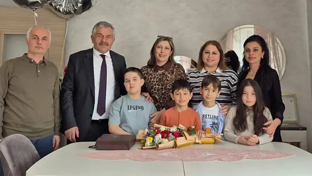 Şehit Aileleri Ve Emekli Öğretmenlere Anlamlı Ziyaret