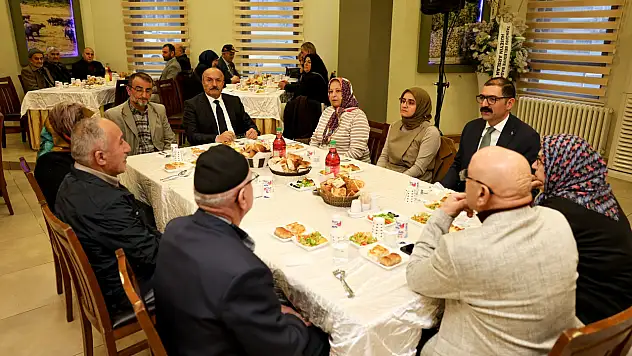 Şehit Aileleri Ve Gaziler Onuruna İftar Programı Düzenlendi