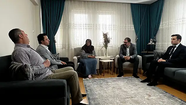 Şehit Annesine Anneler Günü Ziyareti