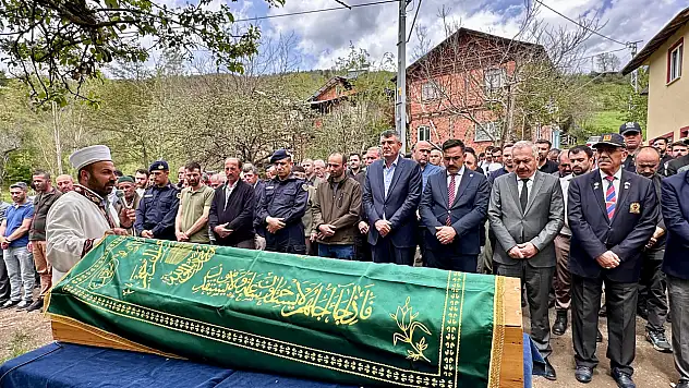 Şehit Babası Son Yolculuğuna Uğurlandı