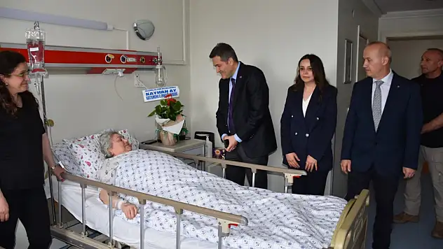 Şehit Polis Memuru'nun eşine ziyaret