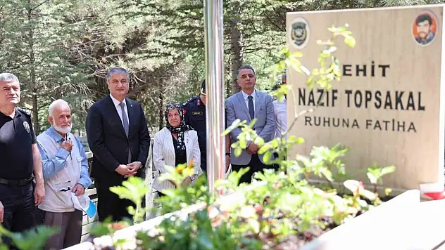 Şehit Polis Memuru Kabri Başında Dualarla Anıldı