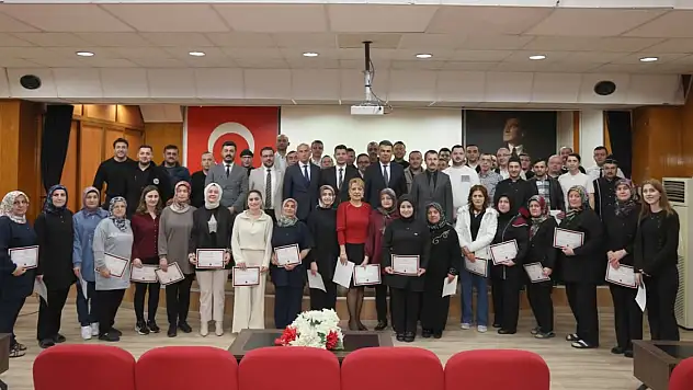 Şehit Şerife Bacı Öğretmenevi Personellerine Belge Takdim Töreni Gerçekleştirildi