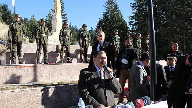Şehitlikten, teröre duyuru 'Kökünü kazıyacağız'