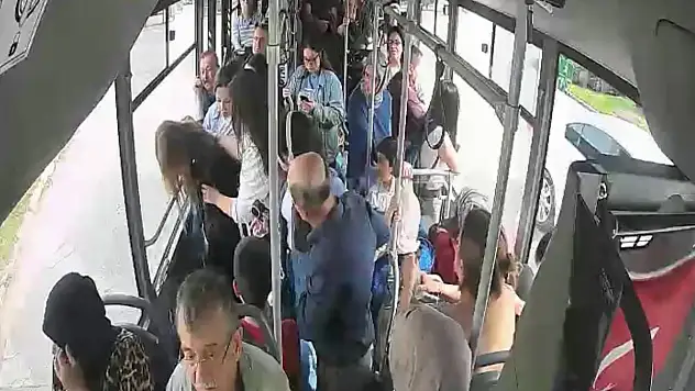 Şeker Komasına Giren Yolcusunu Görünce Güzergahını Hastaneye Çevirdi