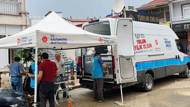 Sel Bölgesinde Sıcak Çorba İkramı