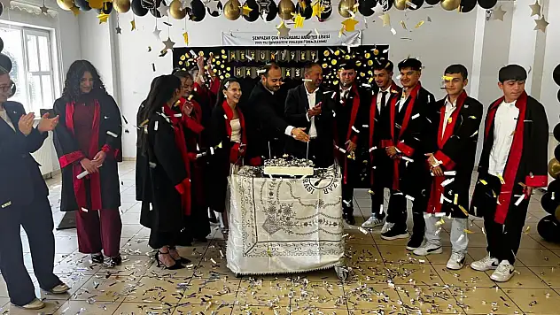 Şenpazar'da Mezuniyet Coşkusu