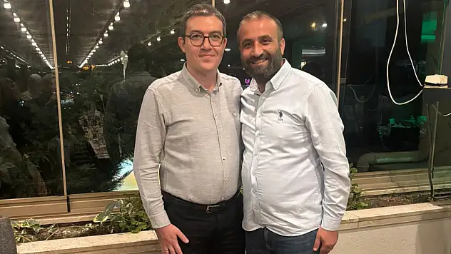 Serdar Akyel'e Veda Yemeği Düzenlendi