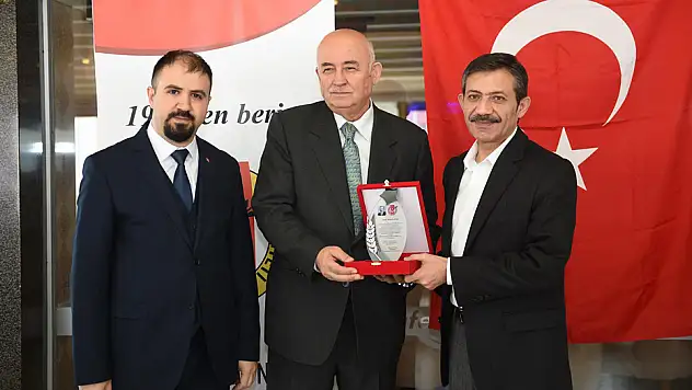 'Sergilediğiniz tutarlılık nedeniyle müteşekkirim'