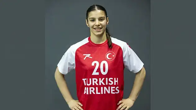 Sevgi Nur Yılmaz İspanya Yolcusu