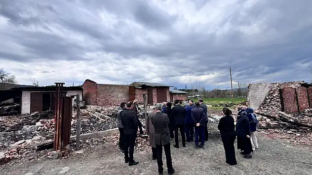 Sevgilioğlu'ndan Yangınzedelere Ziyaret