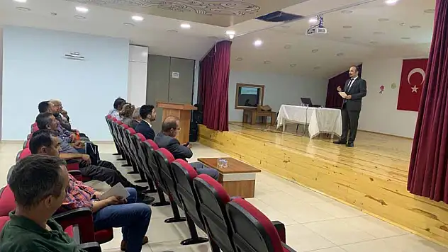 Seydiler'de muhtarlar bilgilendirildi