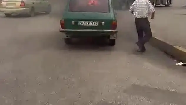 Seyir Halindeki Otomobil Alev Aldı