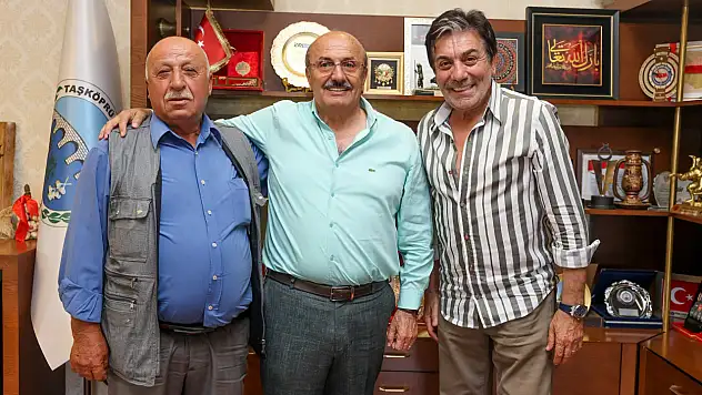 Sinema Oyuncusu Orhan Aydın'dan Taşköprü Belediyesine Ziyaret